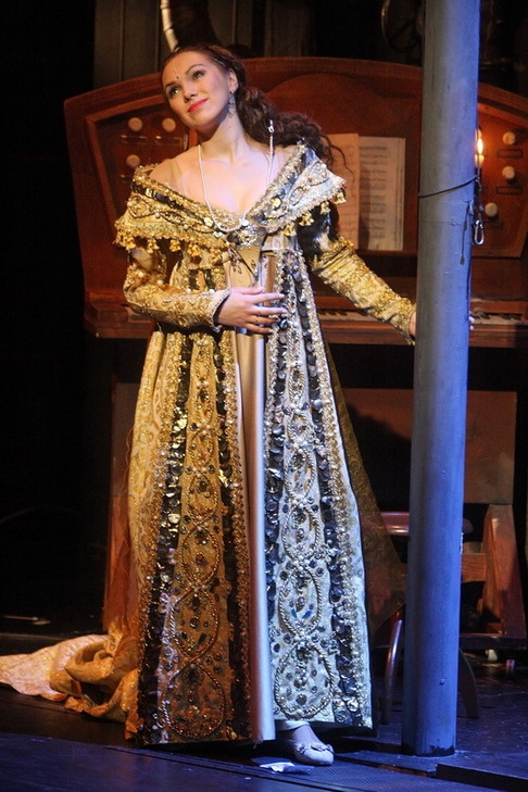 2337658-daniel-hulka-tisickrat-draculou-kamila-nyvltova.jpg